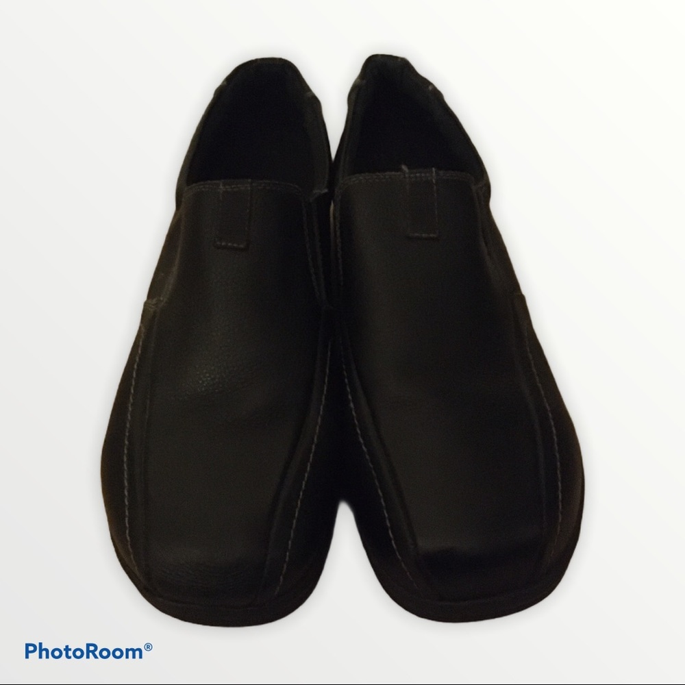Laforst slip resistant work shoes